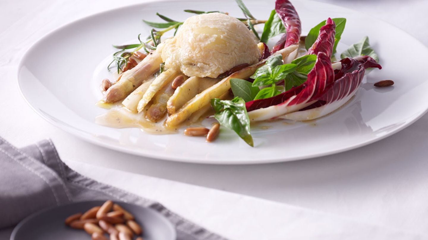 Spargelsalat mit Ziegenkäse Rezept