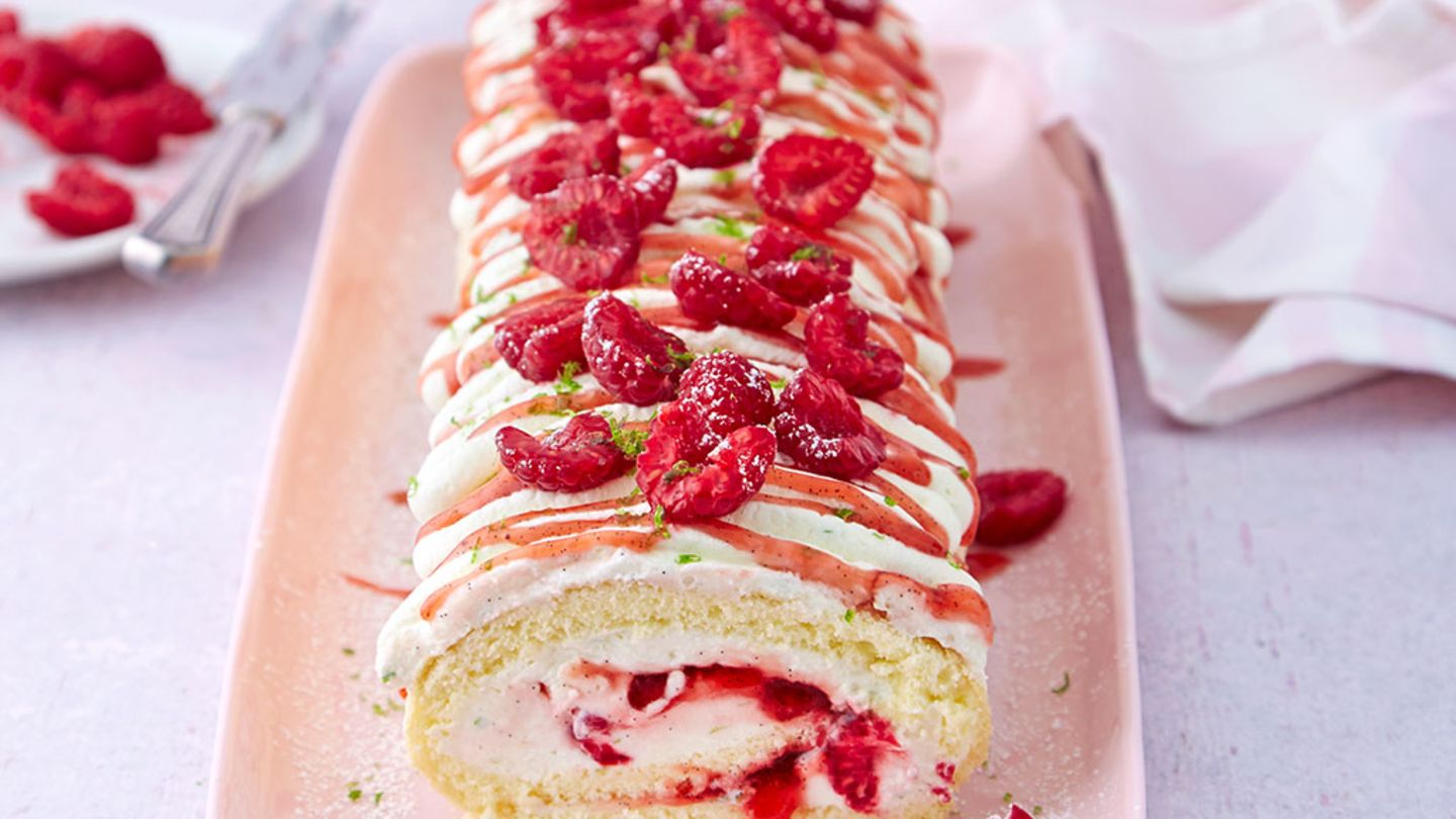 Biskuitrolle mit Himbeersahne Rezept