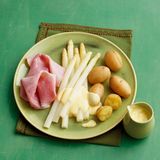 Spargel mit Blitz-Hollandaise
