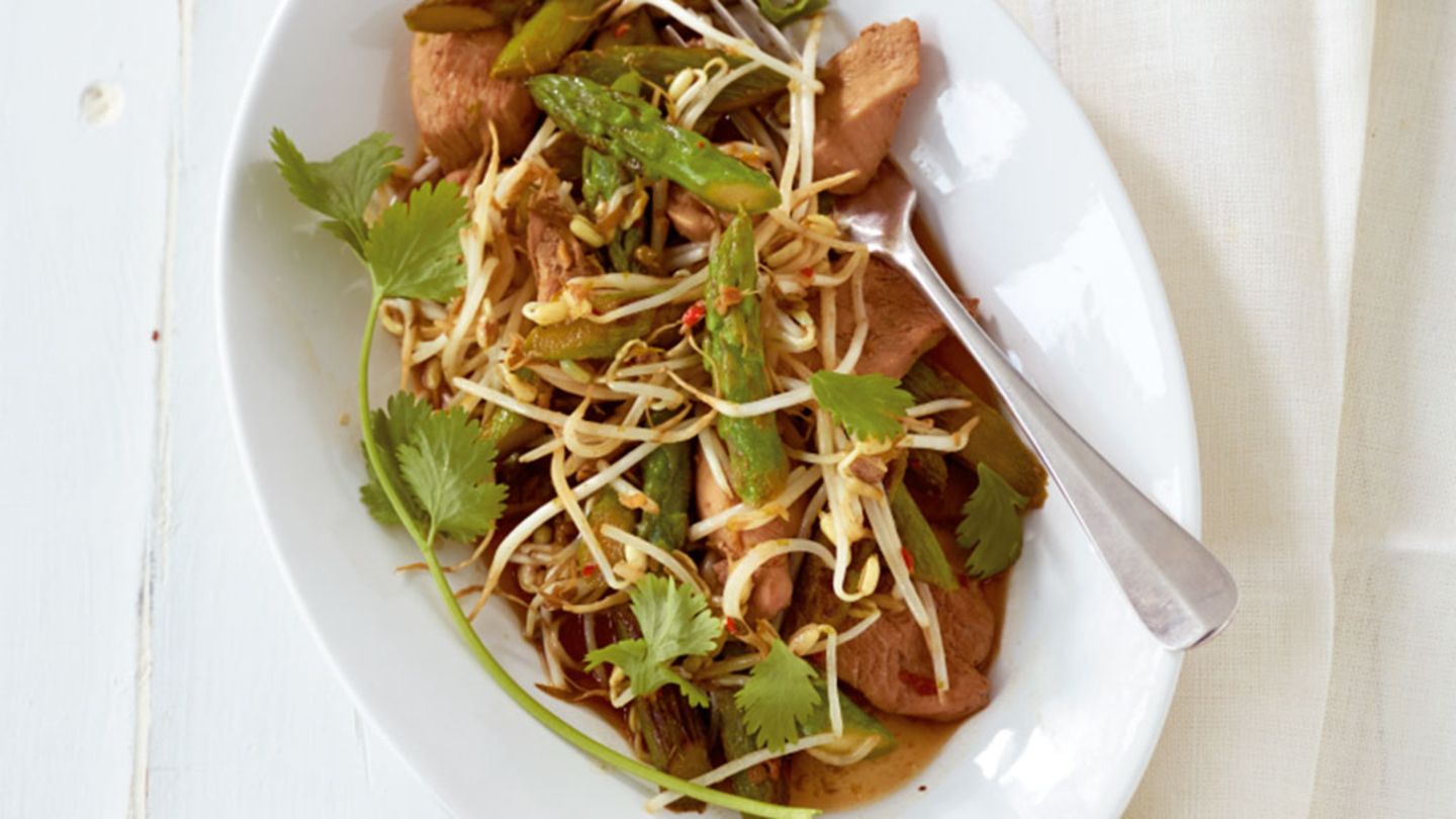 Asiatische Hähnchen-Spargel-Pfanne Rezept