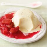Panna cotta mit Rhabarberkompott