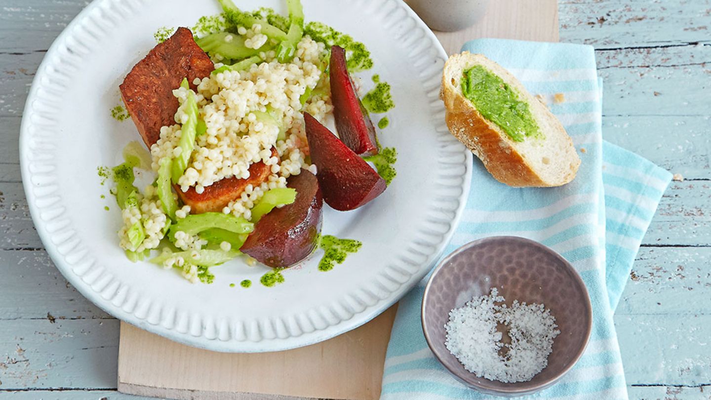 Graupen mit Roter Bete und Petersilienbutter Rezept
