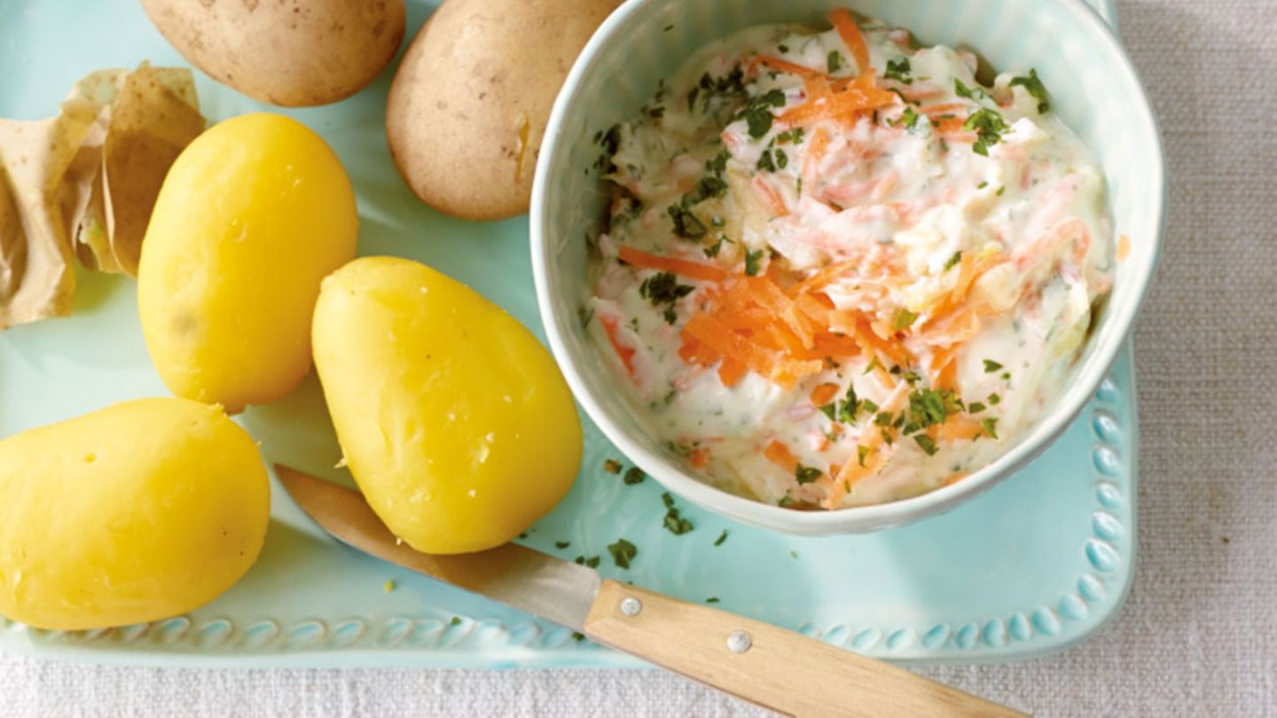 Pellkartoffeln Mit Mohren Apfel Quark Rezept Essen Und Trinken