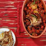 Geschmorte Tomaten mit Koteletts