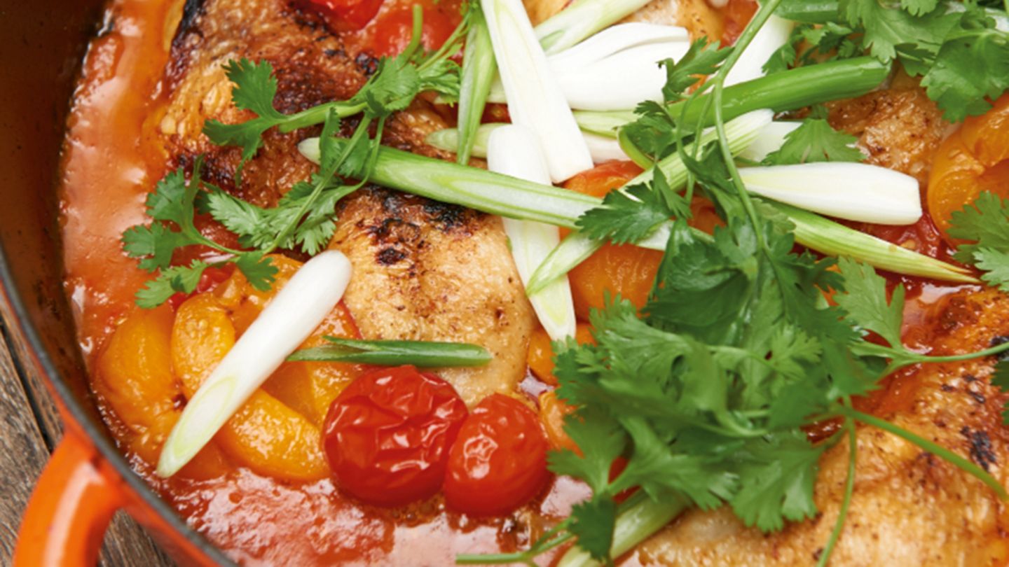 Hähnchenkeulen mit Aprikosen Rezept