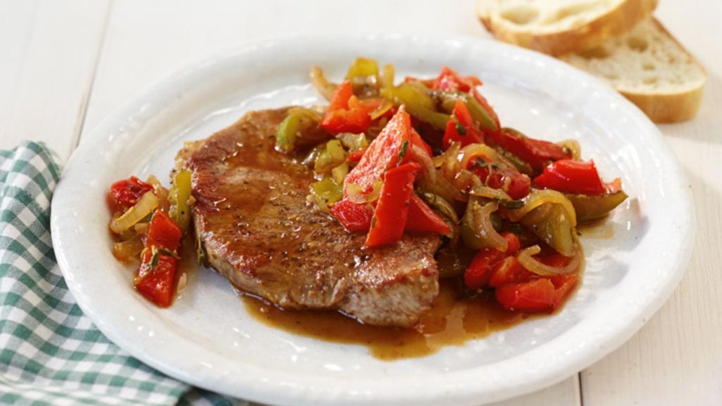 Steak mit Paprikagemüse Rezept - [ESSEN UND TRINKEN]