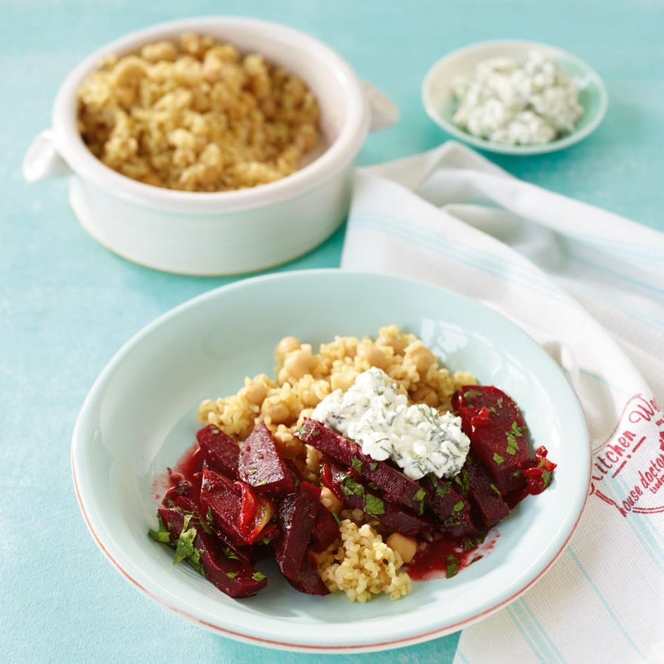 Rote Bete Gemuse Mit Bulgur Rezept Essen Und Trinken