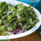 Feldsalat mit Joghurt-Granatapfel-Dressing