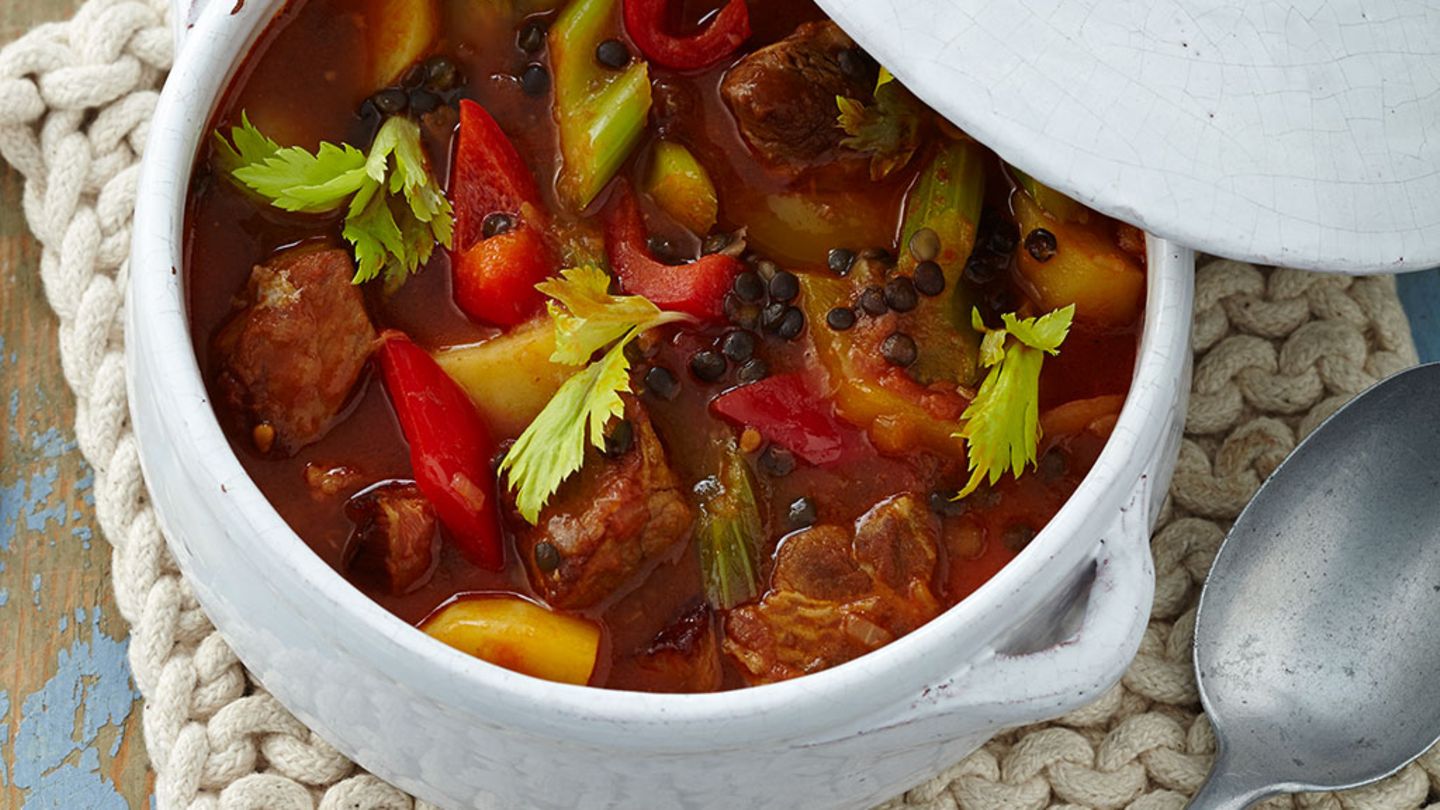 Belugalinseneintopf mit Schweinenacken Rezept