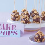 Erdnuss-Cakepops