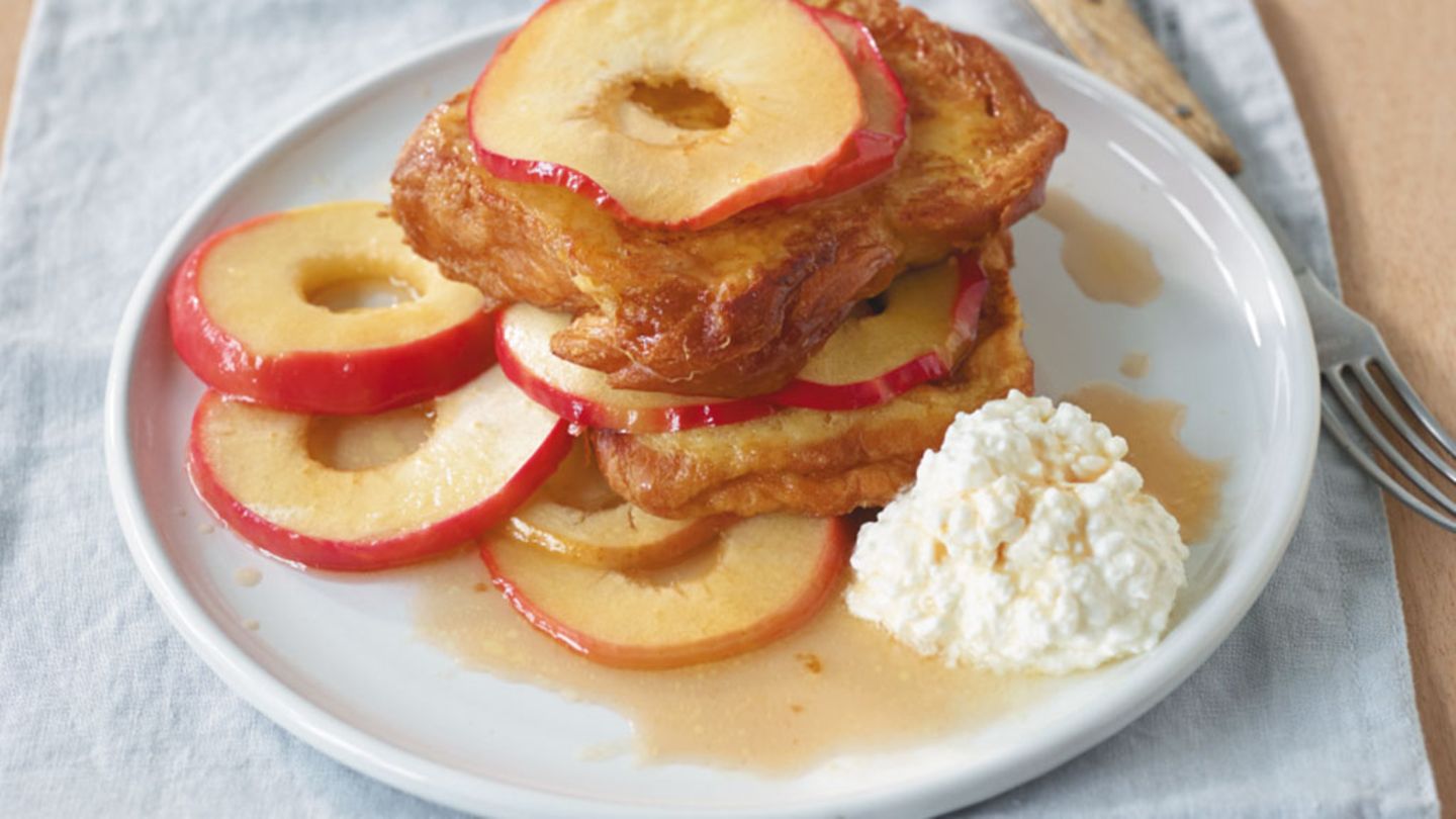 French Toast mit Sirupäpfeln Rezept