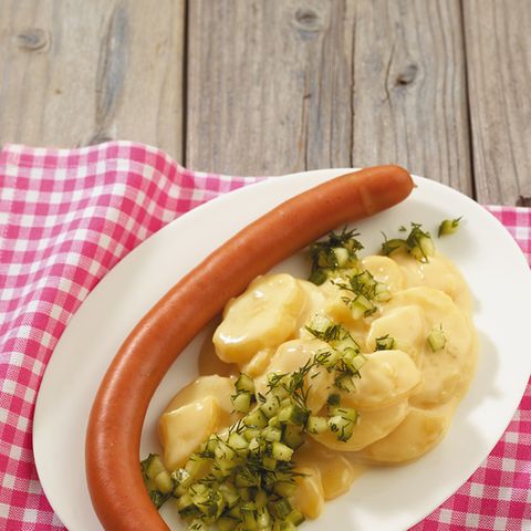 Béchamelkartoffeln mit Gurkenhäckerle