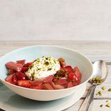 Rhabarber-Erdbeer-Kompott mit Quarkcreme