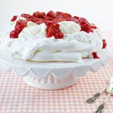 Rhabarber-Pavlova