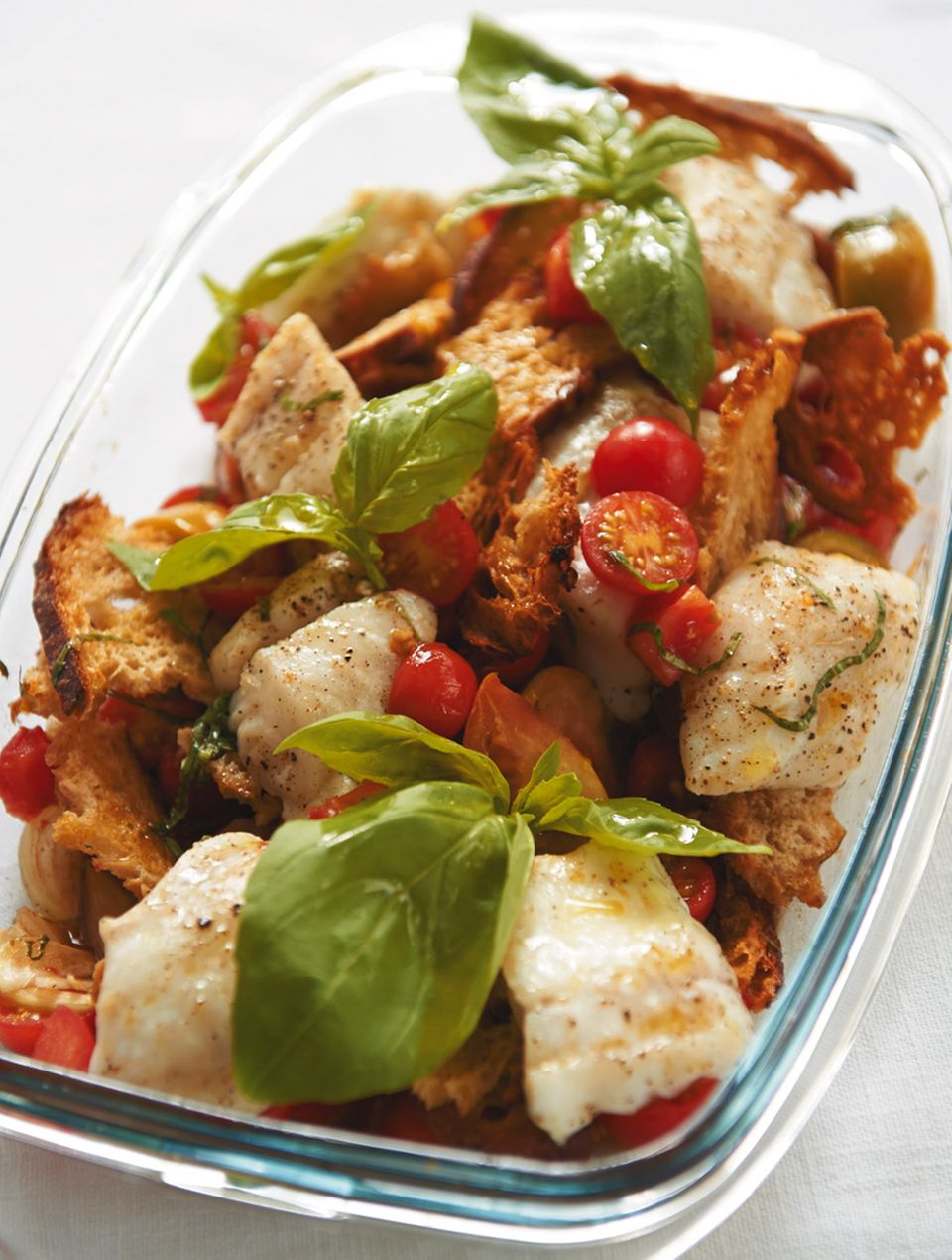 Warmer Brotsalat mit Fisch Warmer Brotsalat mit Fisch