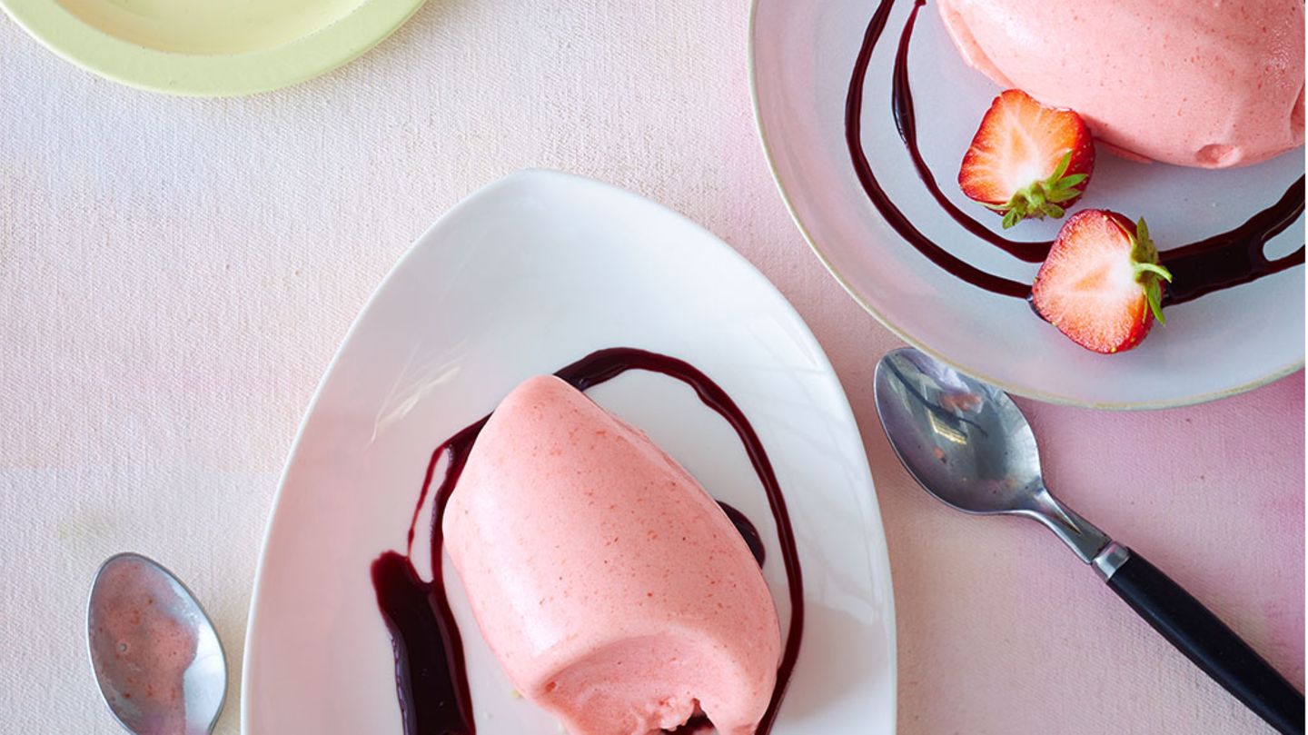 Erdbeer-Sorbet mit Rotweinsirup Rezept