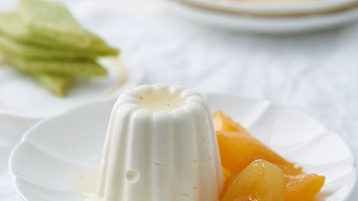 Joghurt-Parfait mit Aprikosen und Shortbread Rezept - [ESSEN UND TRINKEN]