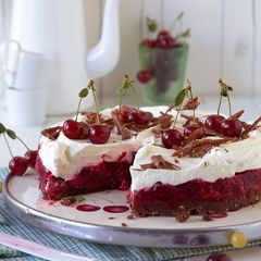 Kirsch-Sahne-Torte