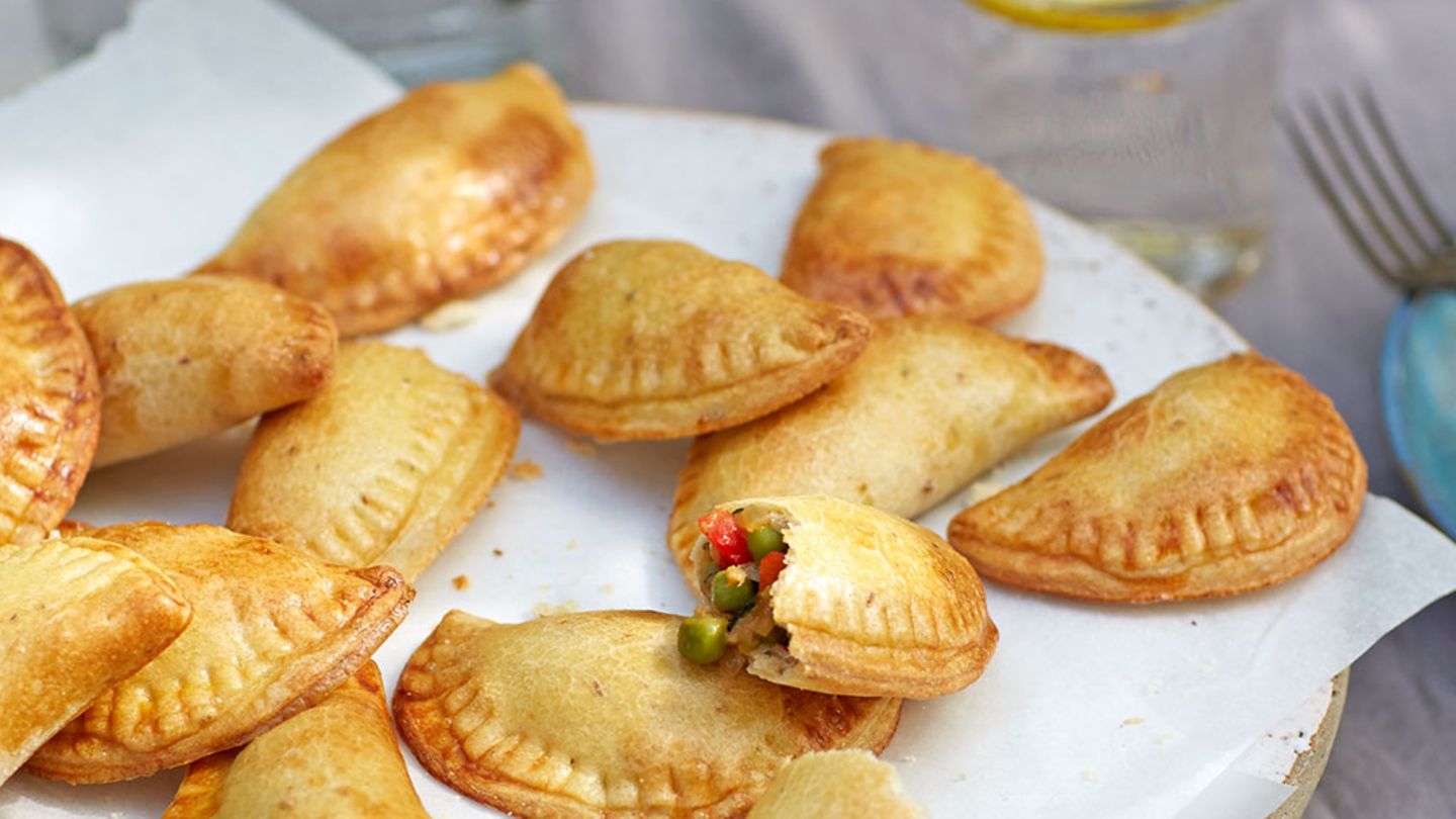 Empanadillas mit Erbsen-Minz-Füllung Rezept