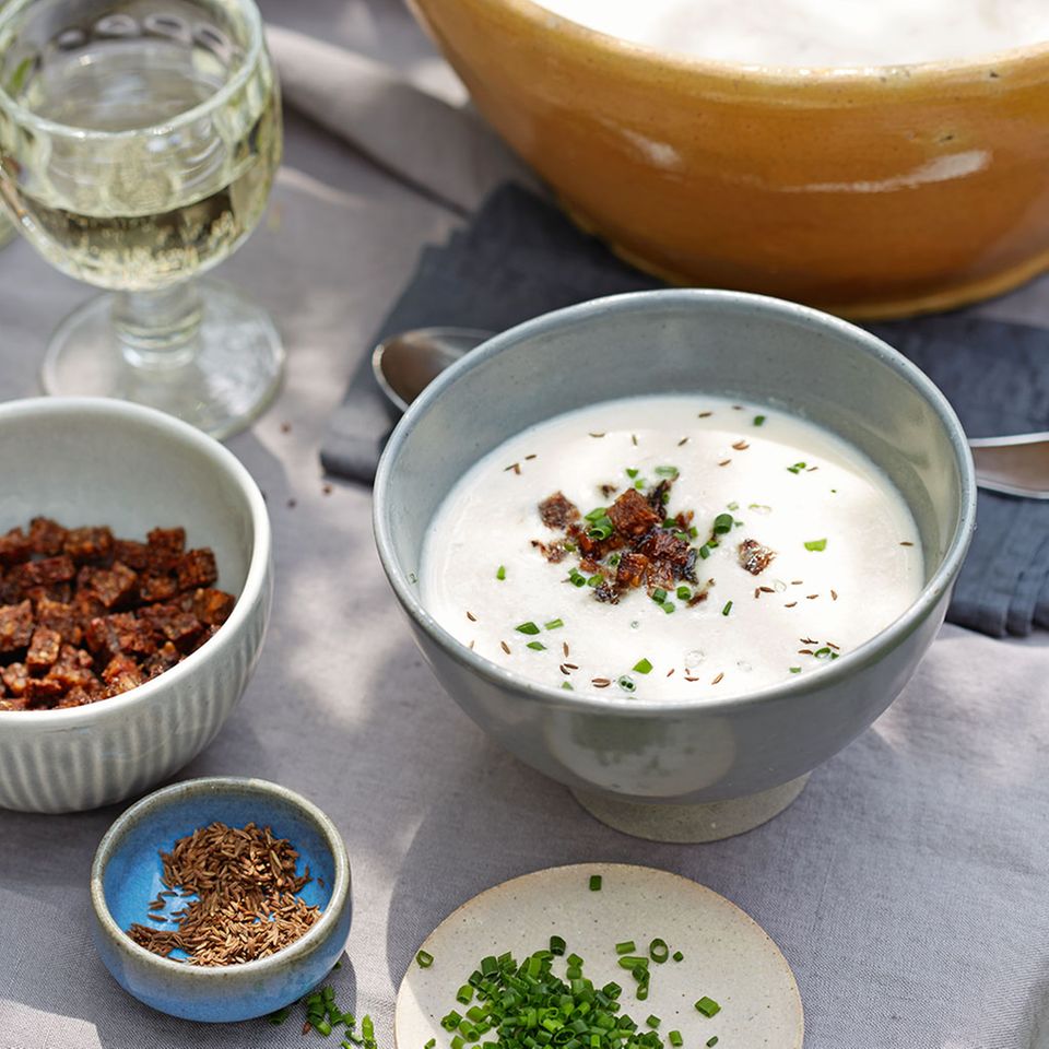 Sauerrahmsuppe