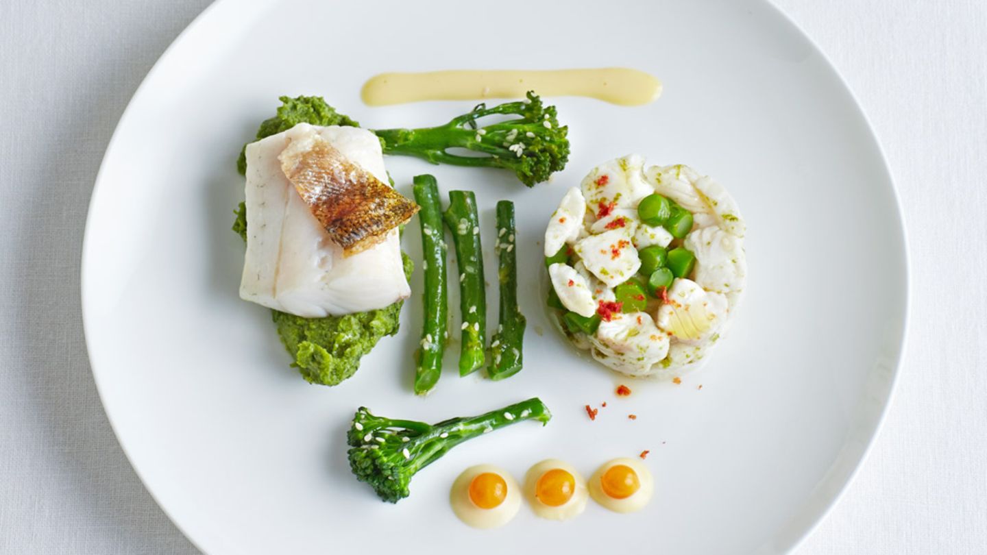 Dreierlei vom Zander mit Maracujasauce, Brokkolipüree und Bimi Rezept