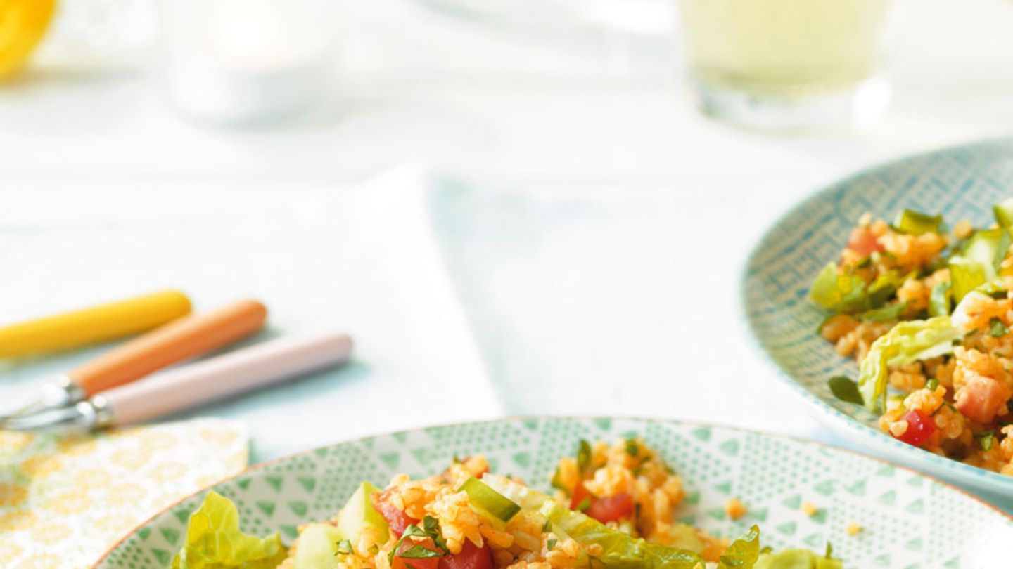 Bulgursalat mit Römersalatherzen Rezept