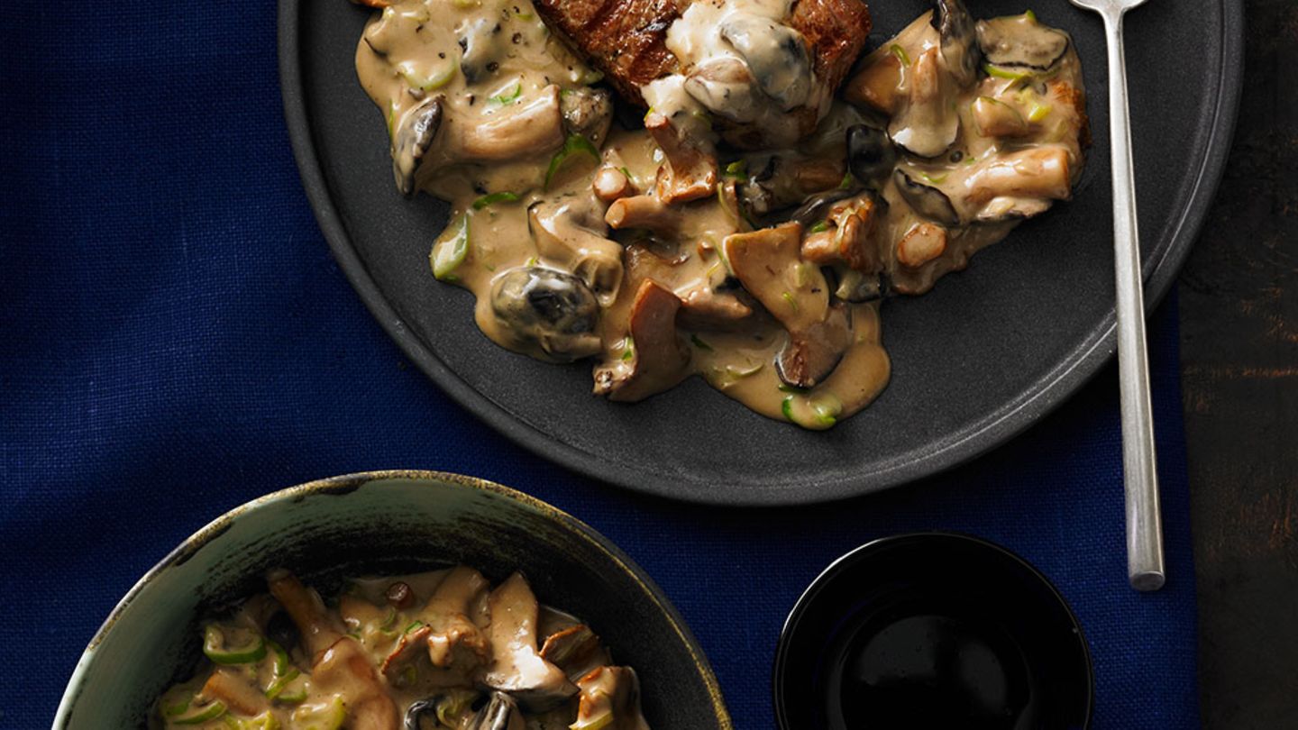 Kalbssteak mit Pilzragout und Kümmel-Zitronen-Kartoffeln Rezept ...