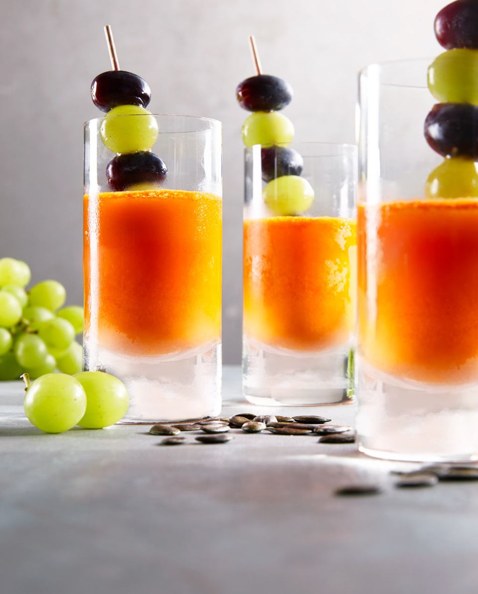 Frisch und knackig: Trauben schmecken toll als Snack zwischen durch, z.B. in einem Kürbissaft mit Ingwer Frisch und knackig: Trauben schmecken toll als Snack zwischen durch, z.B. in einem Kürbissaft mit Ingwer
