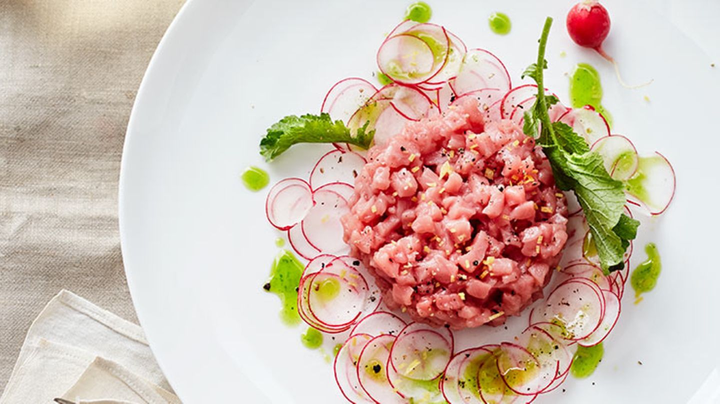 Kalbstatar mit Radieschen und Petersilienöl Rezept