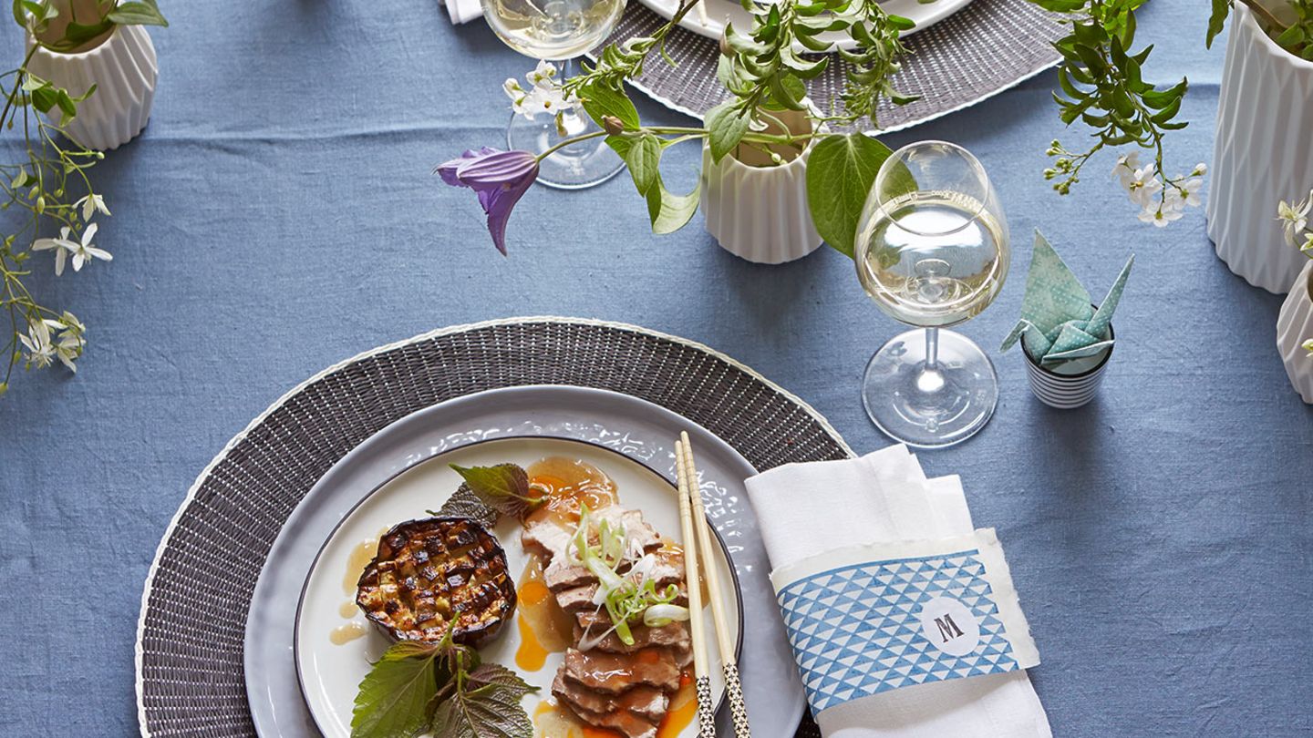 Schweinebauch Szechuan mit gegrillter Aubergine Rezept