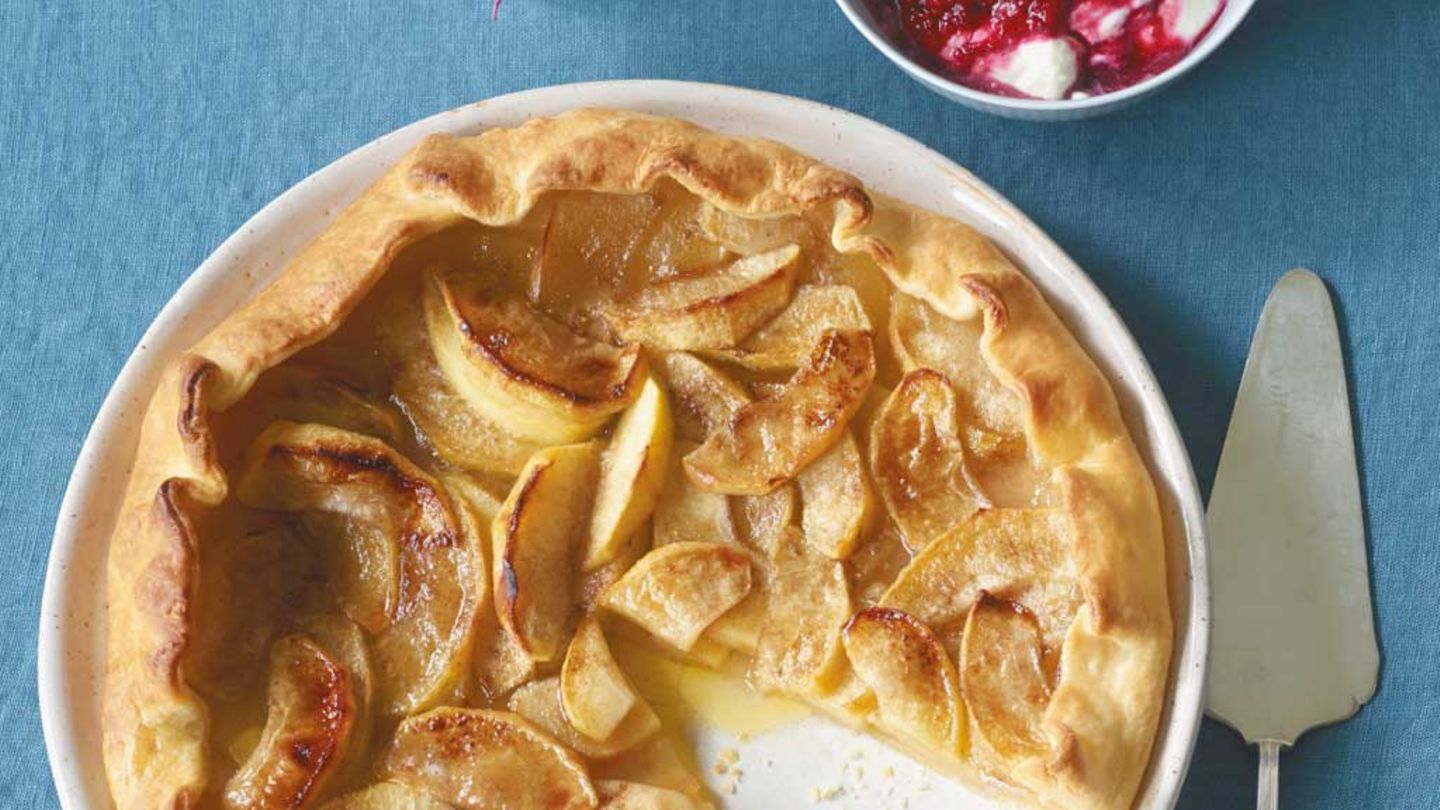 Apfel-Tarte mit Himbeerschmand Rezept