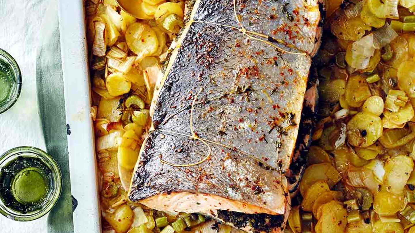 Ofenlachs mit Kräuterfüllung Rezept