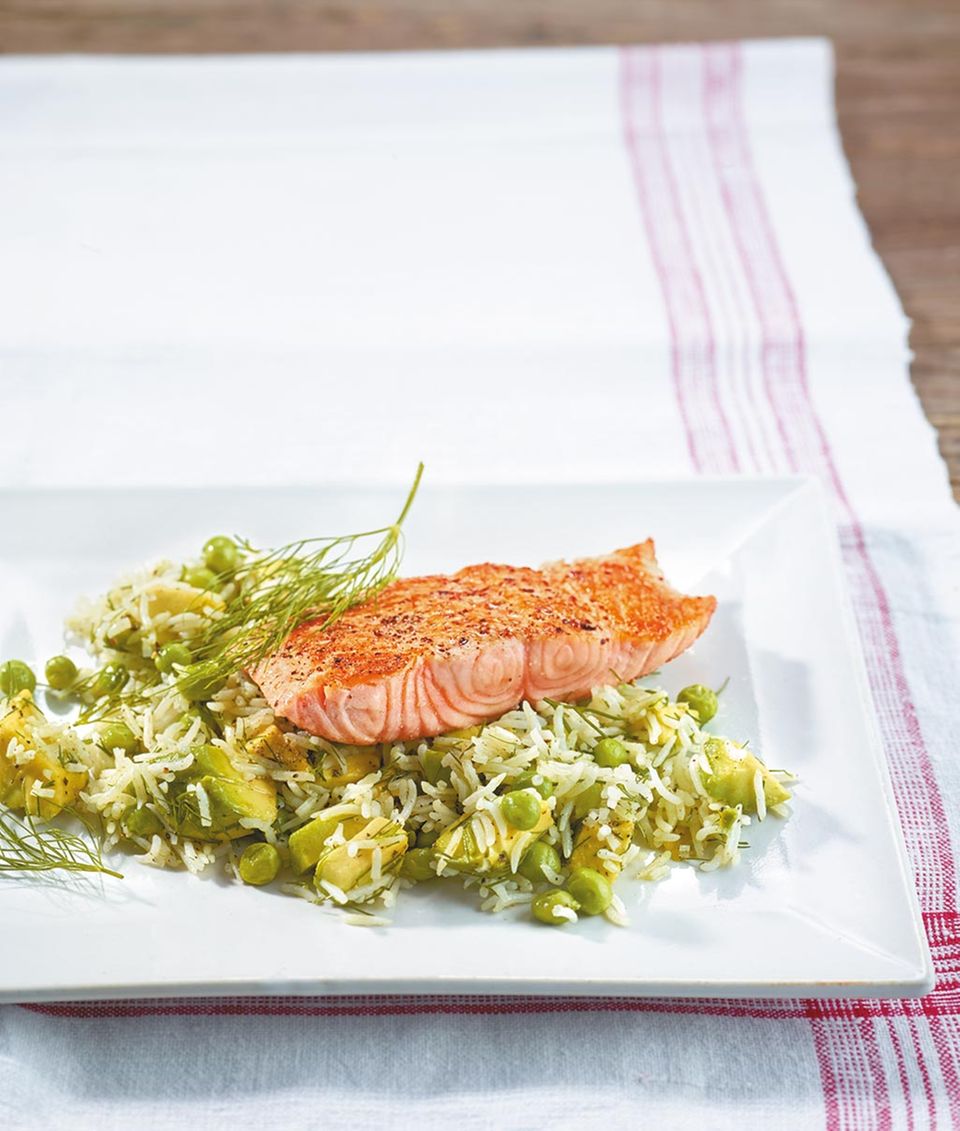 Gemüsereis mit Lachsfilet Gemüsereis mit Lachsfilet