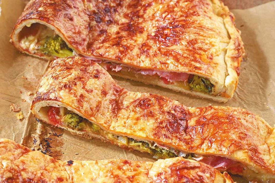 Monster-Calzone