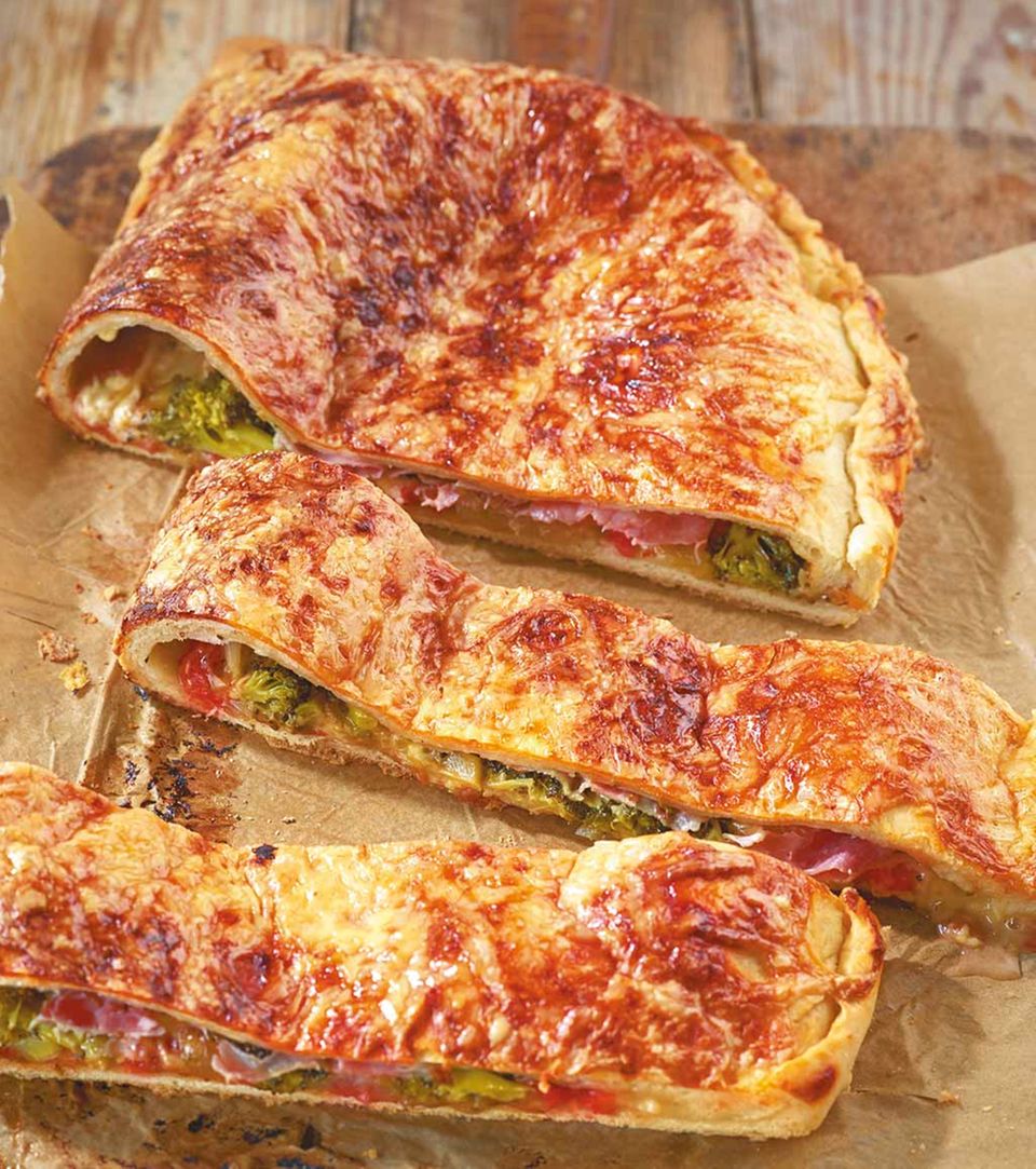 Monster-Calzone Monster-Calzone
