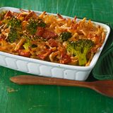 Nudelauflauf mit Broccoli und Wurst
