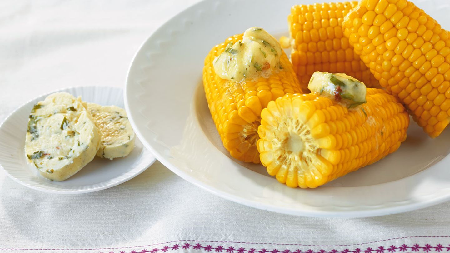 Maiskolben mit Parmesanbutter Rezept