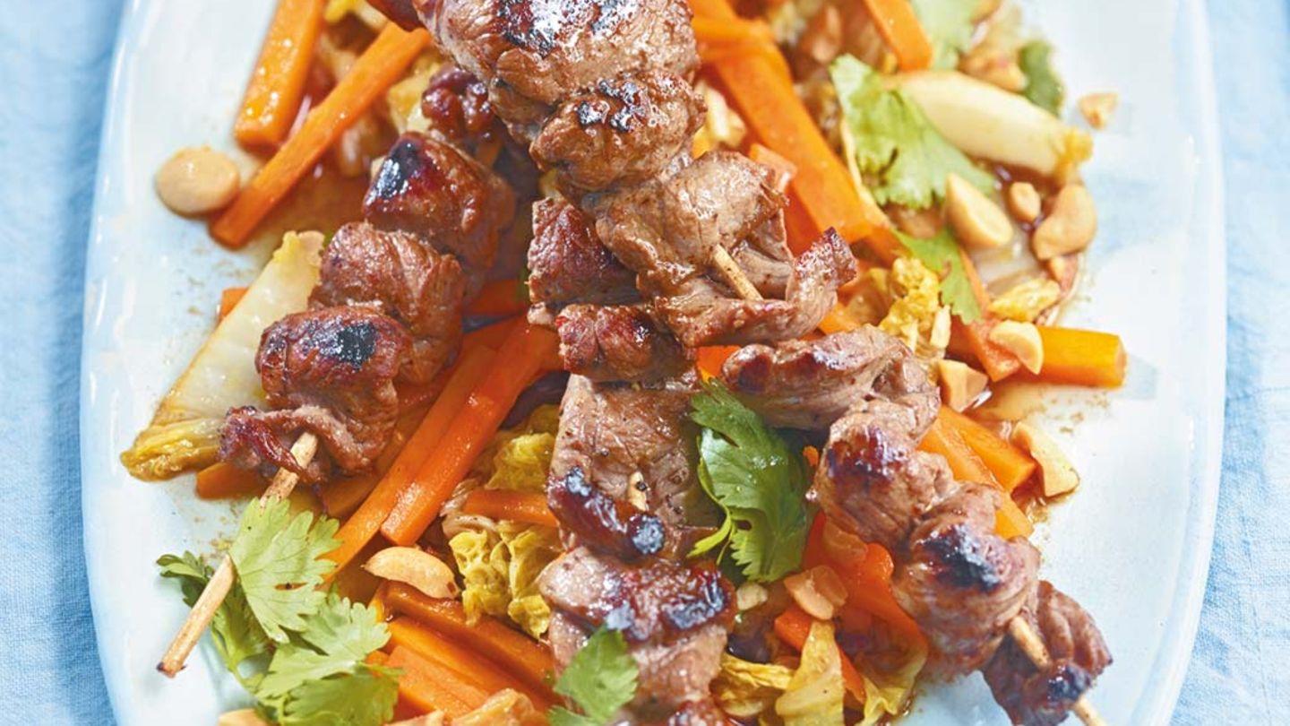 Rindfleischspieße mit Chinakohl Rezept