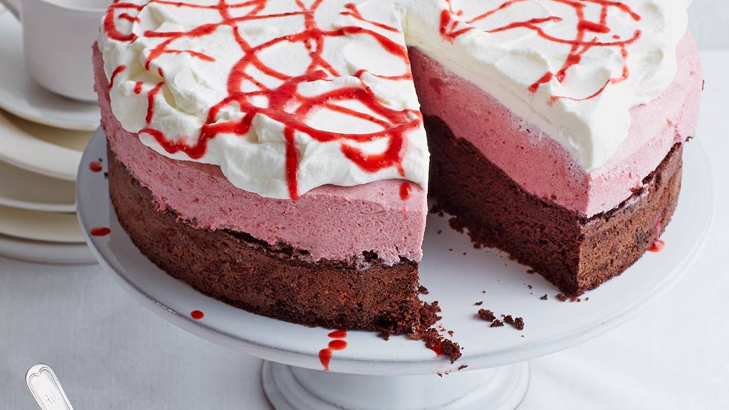 Schoko-Erdbeer-Vanille-Torte Rezept - [ESSEN UND TRINKEN]