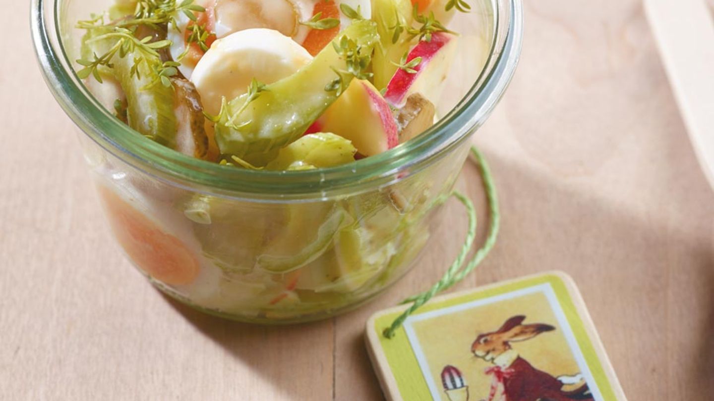 Eiersalat mit Staudensellerie Rezept