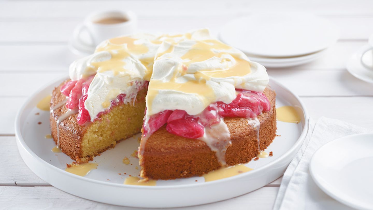 Rhabarber-Eierlikör-Kuchen Rezept