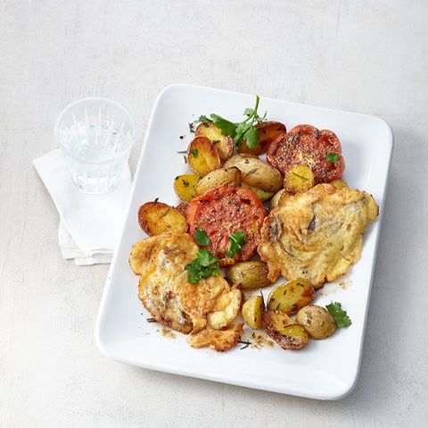 Parmesan-Hüftsteak mit Tomaten