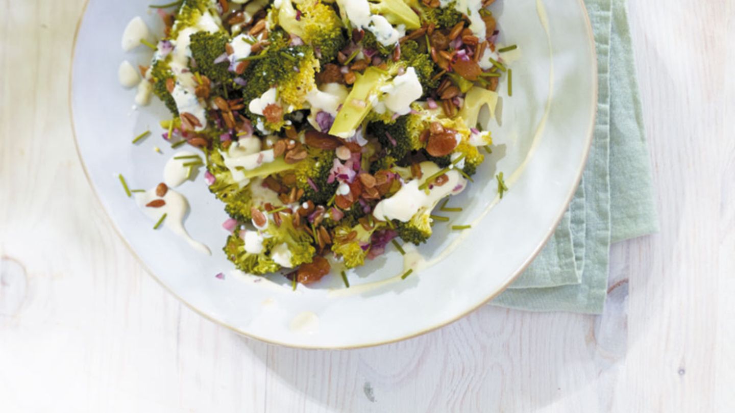 Broccolisalat Rezept - [ESSEN UND TRINKEN]