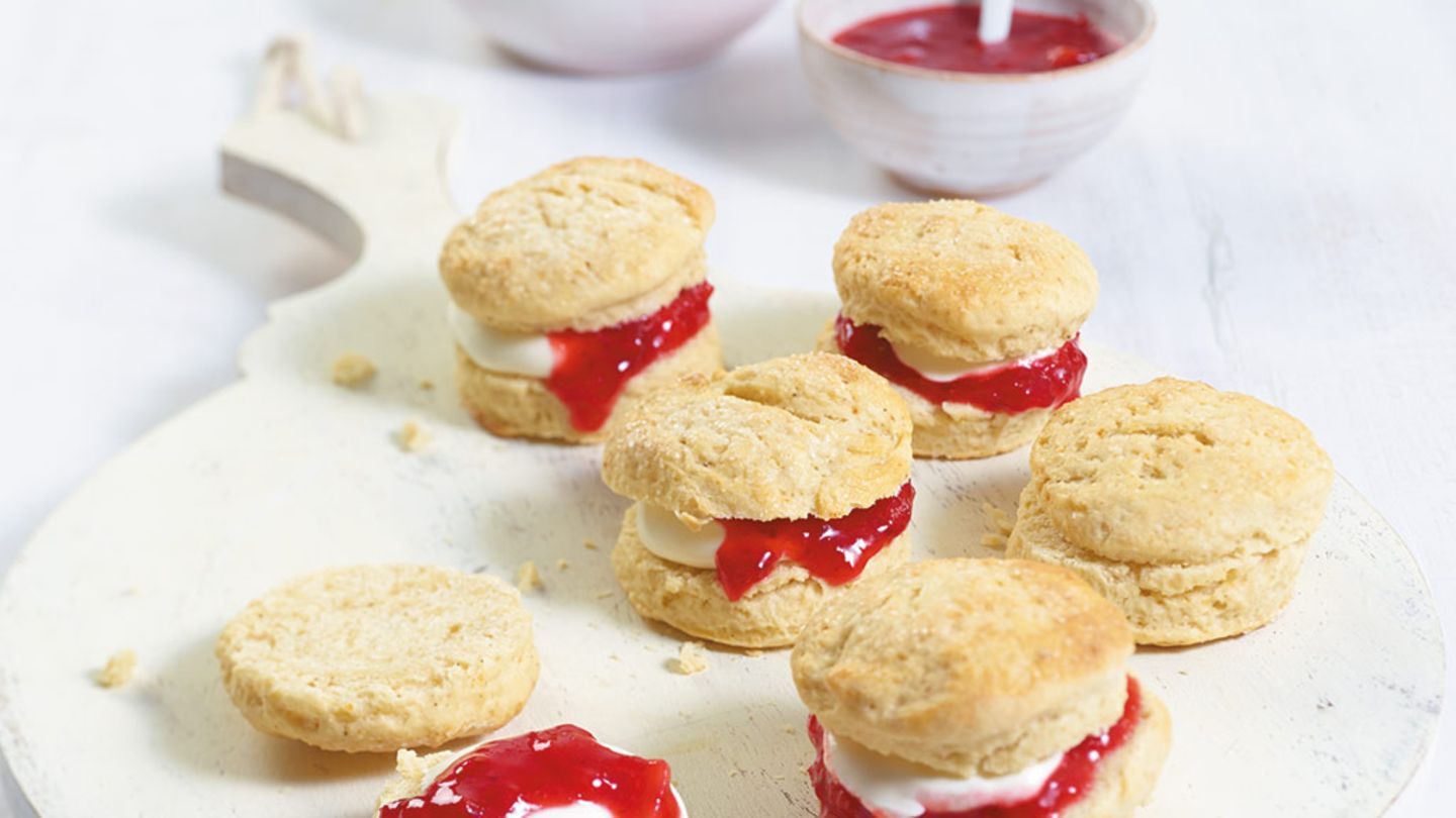 Scones mit Frischkäsesahne Rezept