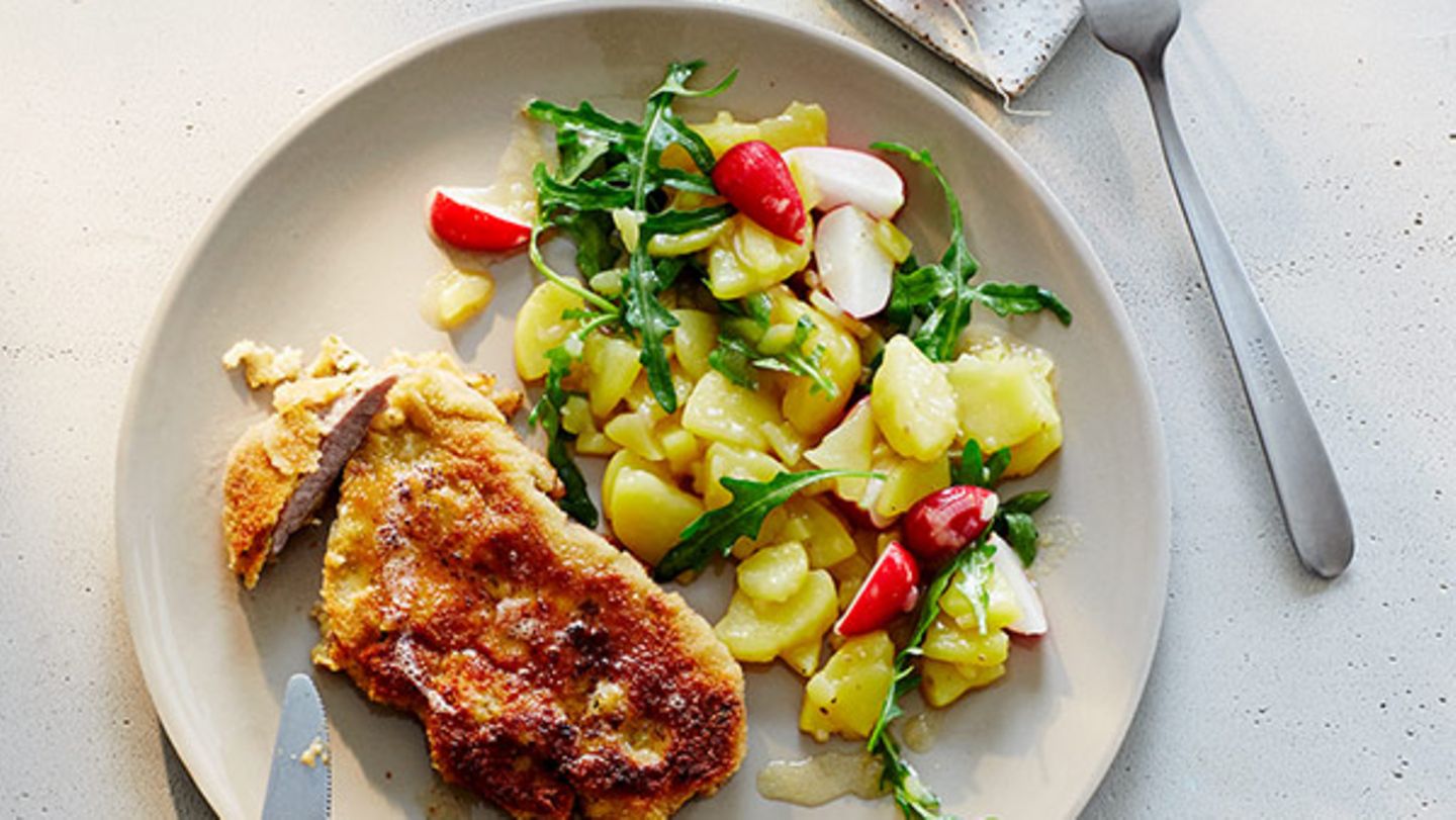 Backfleisch mit Radieschen-Kartoffel-Salat Rezept