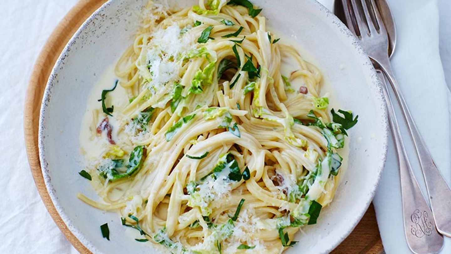 Caesar-Salad-Linguine Rezept