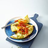 Käse-Omelette mit Paprikagemüse