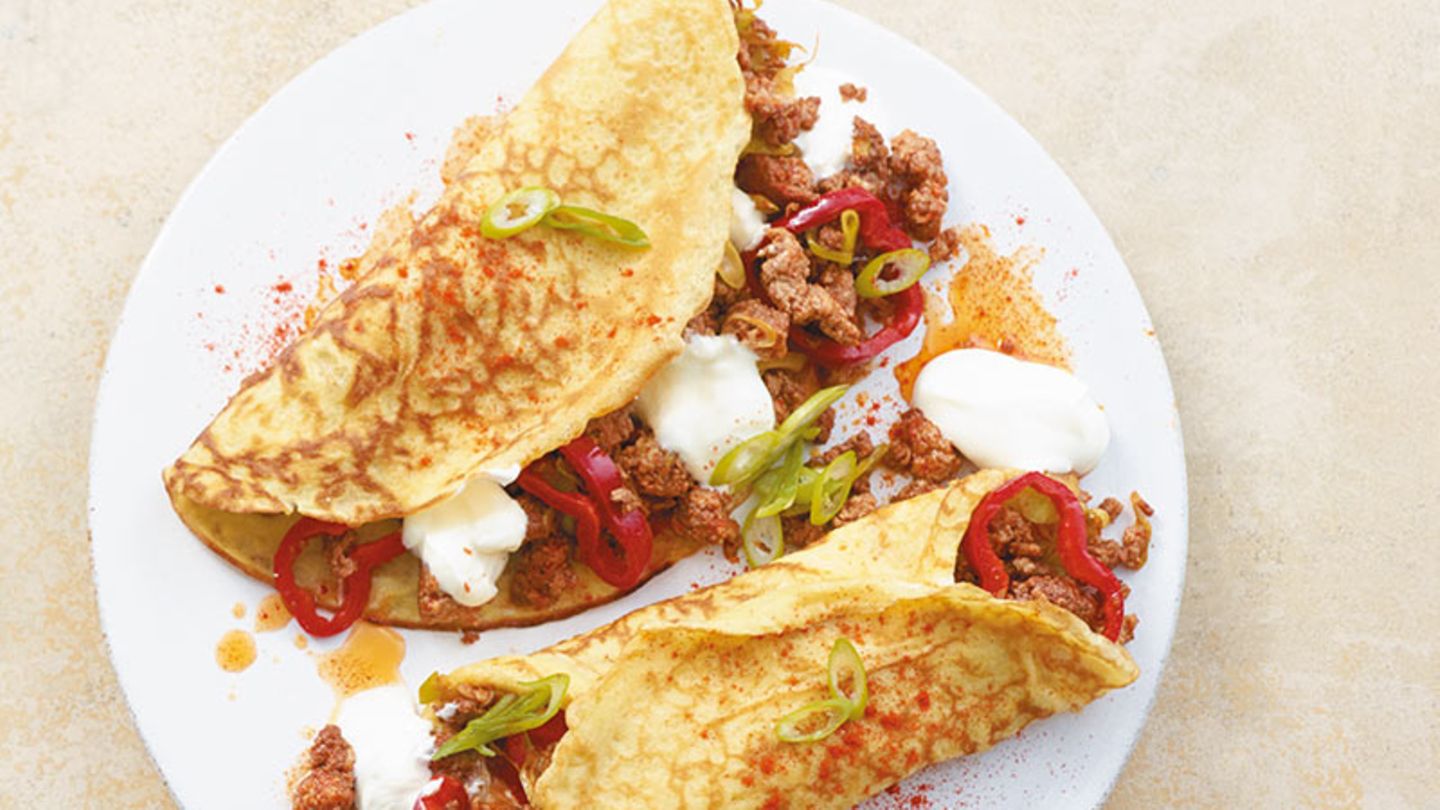 Pfannkuchen mit Paprika-Hack-Füllung Rezept