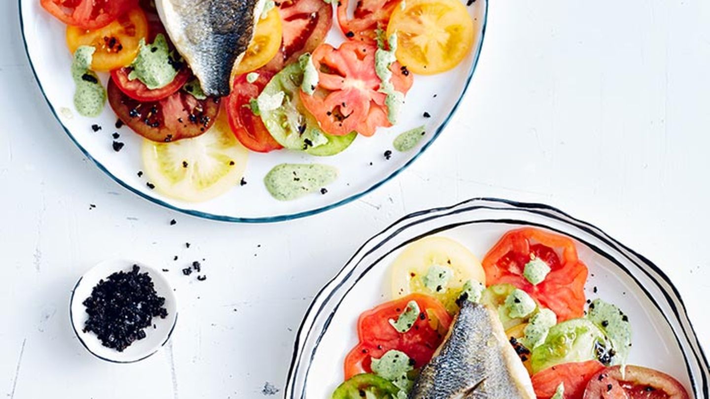 Dorade auf Tomaten mit Balsamico-Salz Rezept