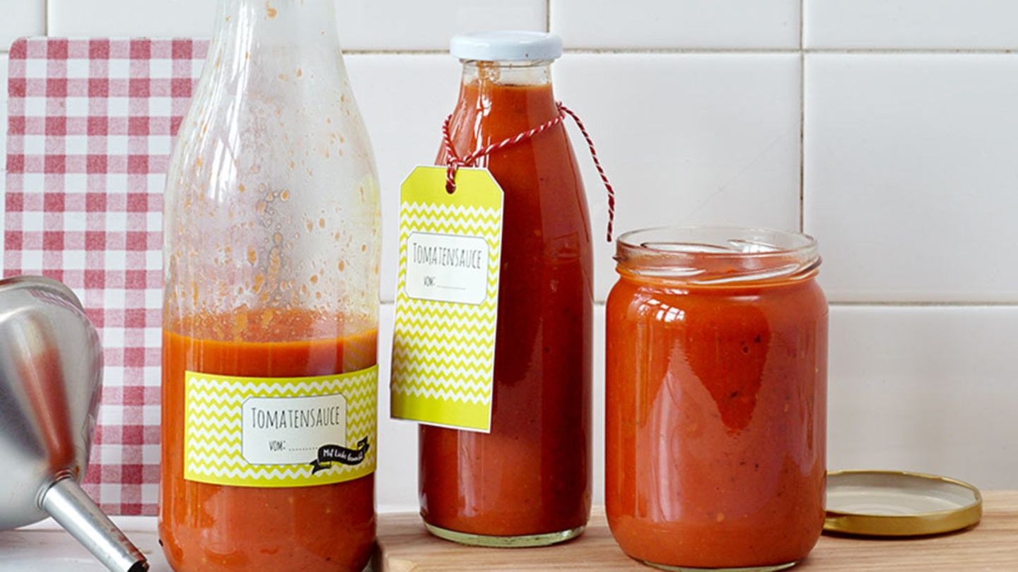 Tomaten einkochen: leckeres Rezept für Tomatensauce